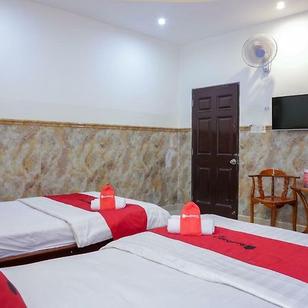 Reddoorz Plus Near Mien Tay Bus Station 2 Ho Chi Minh-Byen Eksteriør billede
