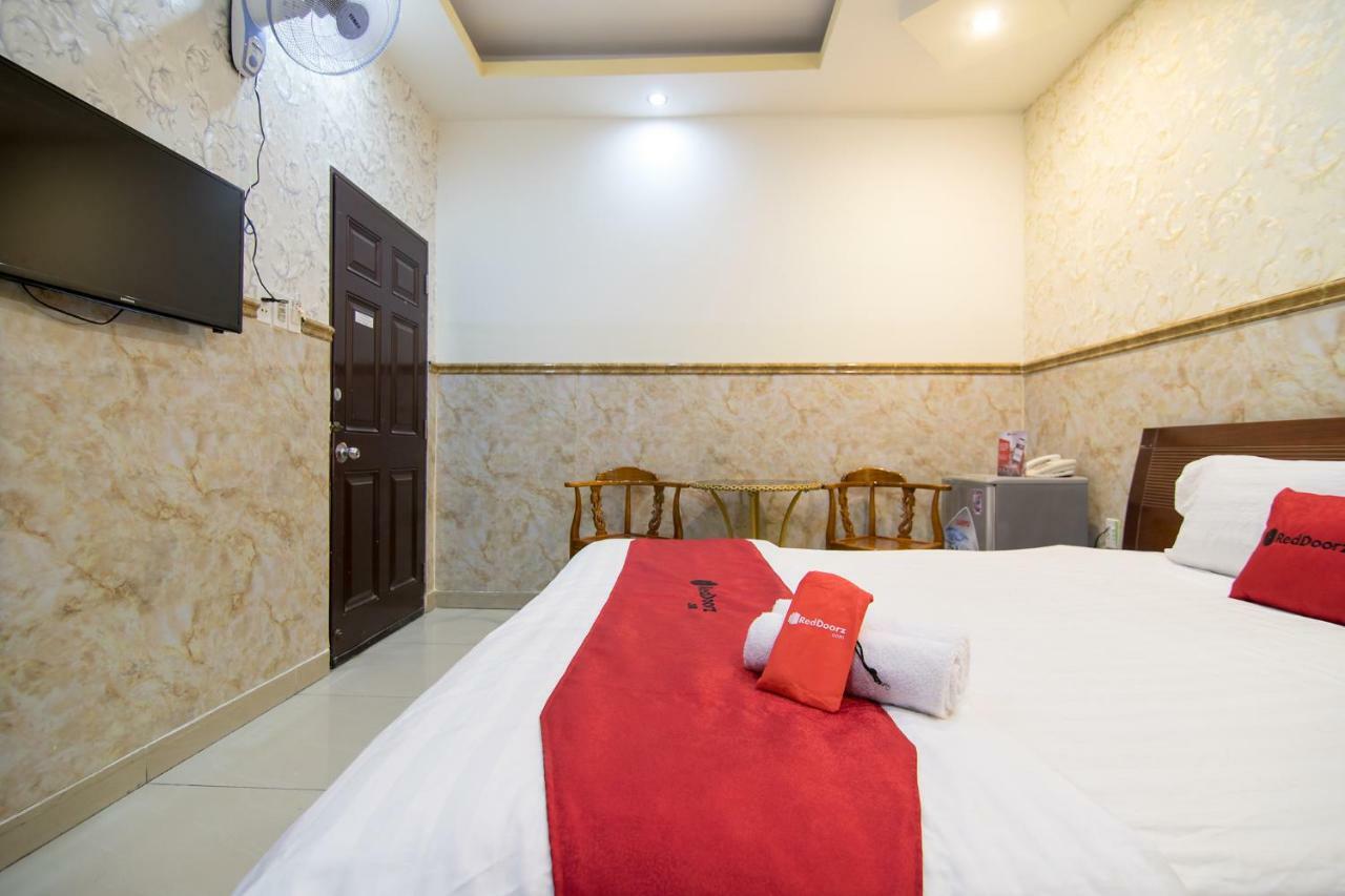 Reddoorz Plus Near Mien Tay Bus Station 2 Ho Chi Minh-Byen Eksteriør billede