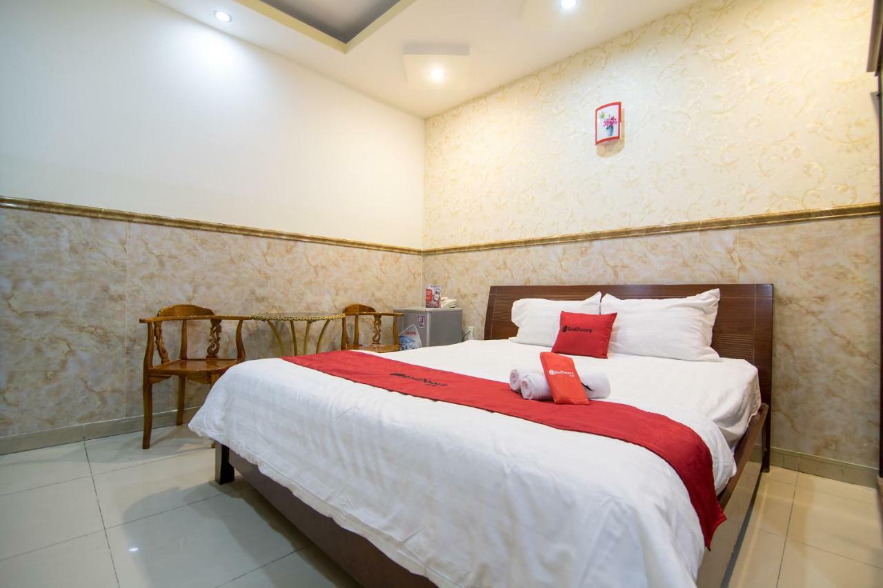 Reddoorz Plus Near Mien Tay Bus Station 2 Ho Chi Minh-Byen Eksteriør billede