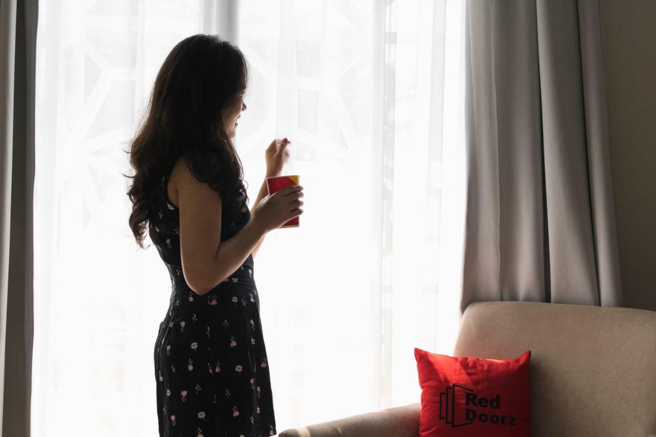 Reddoorz Plus Near Mien Tay Bus Station 2 Ho Chi Minh-Byen Eksteriør billede