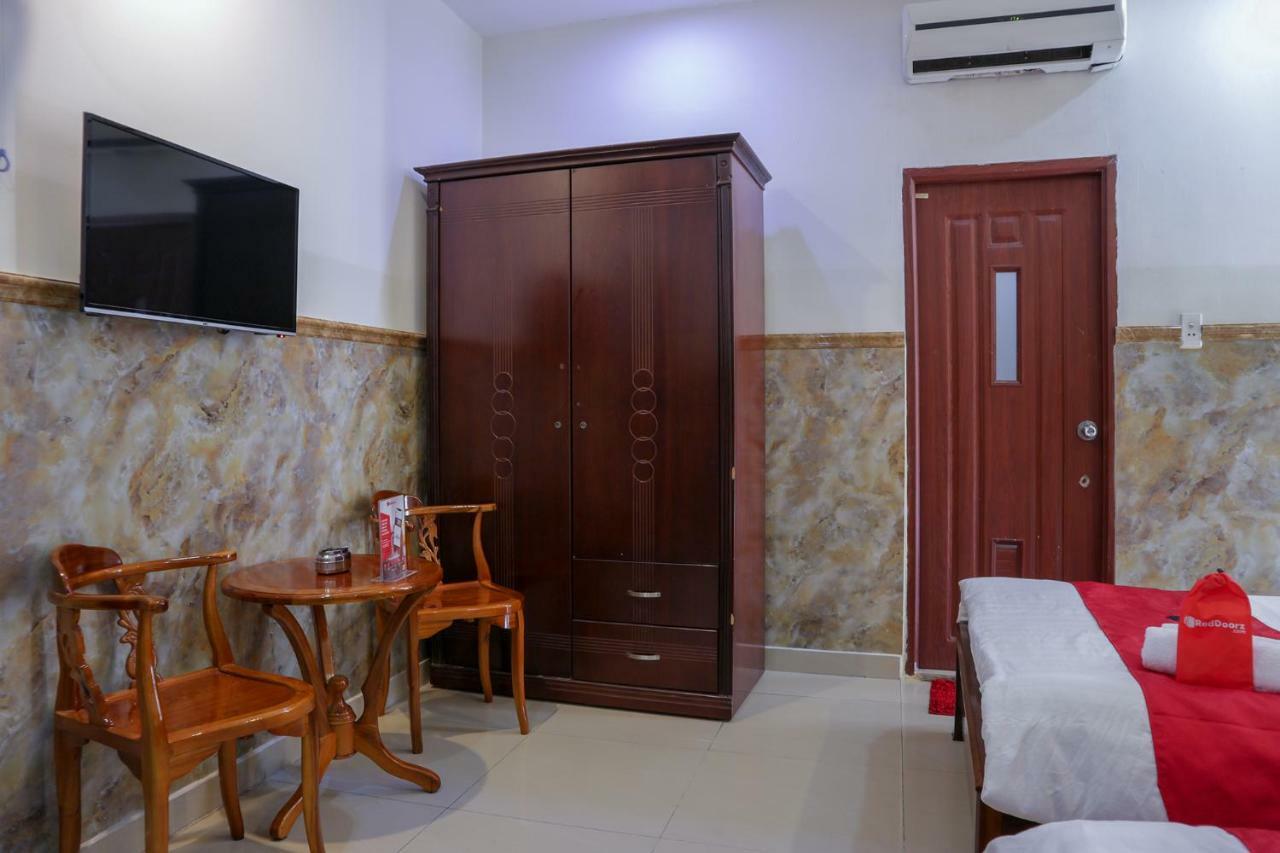 Reddoorz Plus Near Mien Tay Bus Station 2 Ho Chi Minh-Byen Eksteriør billede
